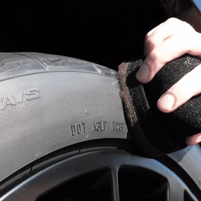 TireShine Spray – Instant Tire Gloss