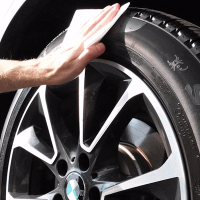 TireShine Spray – Instant Tire Gloss